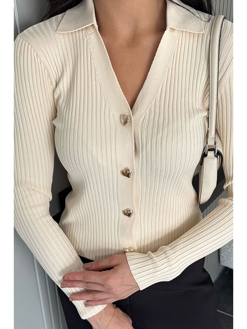 Ekru Kadın Polo Yaka Gold Düğmeli Triko Hırka (s-m-l Beden Uyumludur.)-2