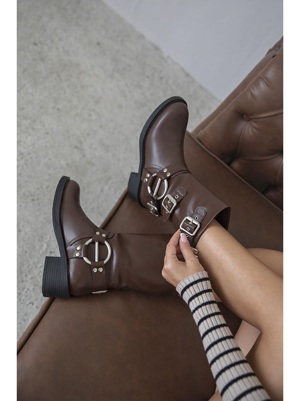 Kahverengi Senya  Kadın  Aksesuar Detay  Deri Bot Kahve