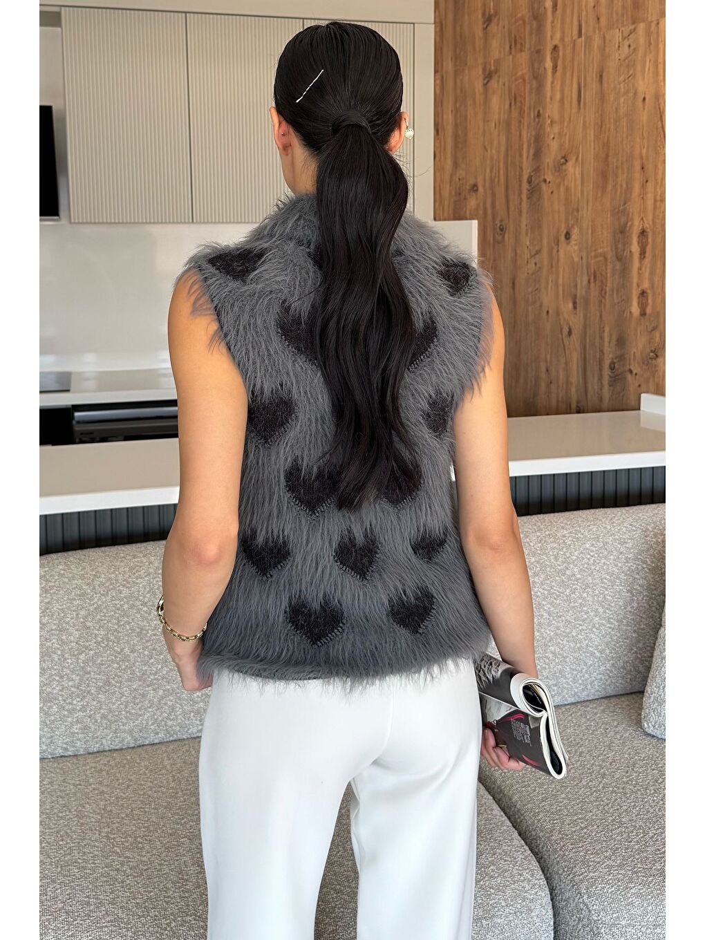 Gri Sakallı Kalpli Kadın Triko Yelek (s-m-l Uyumludur)-3