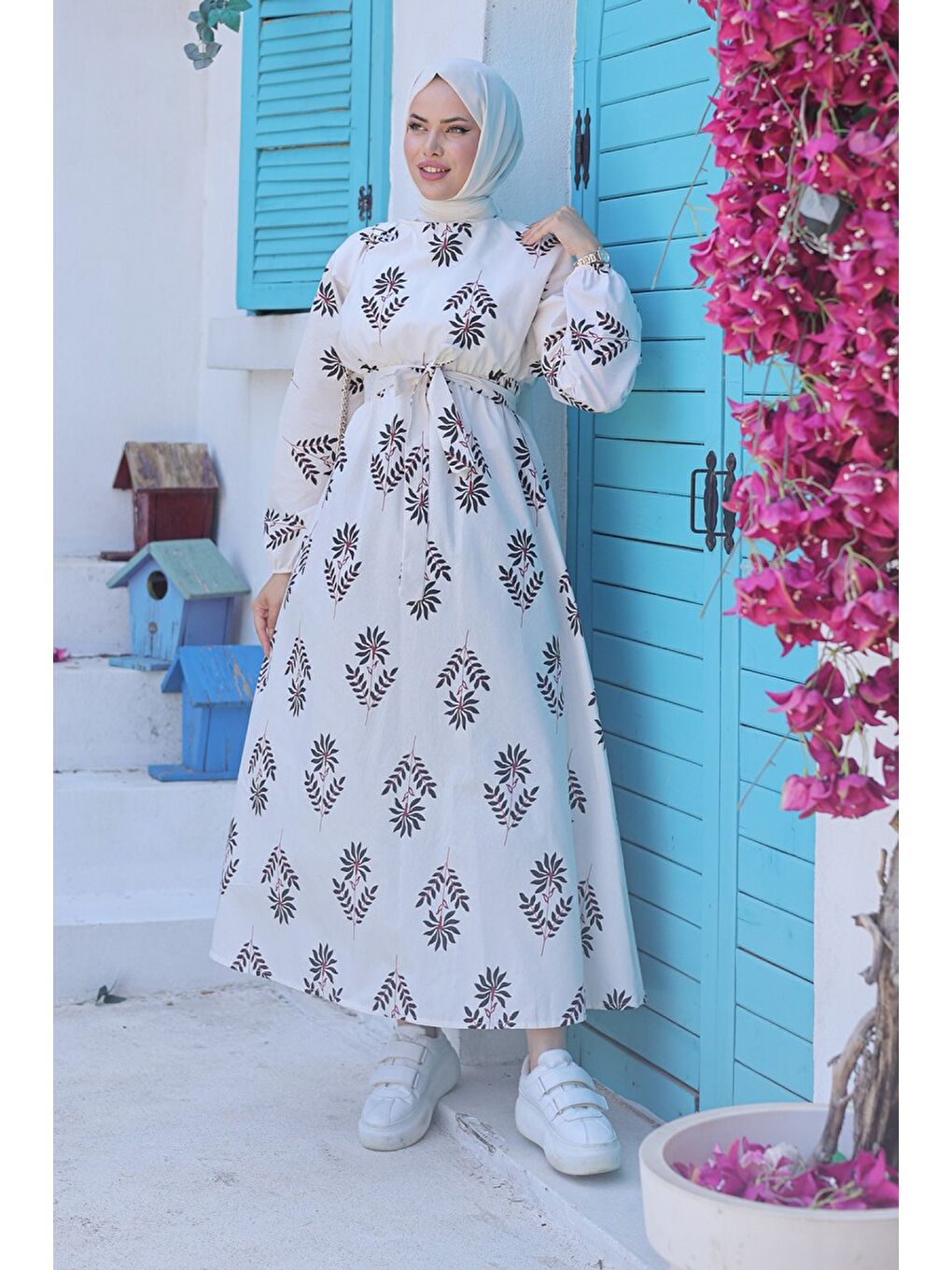 Desenli Kolu Büzgülü Elbise Ekru - 26622-3