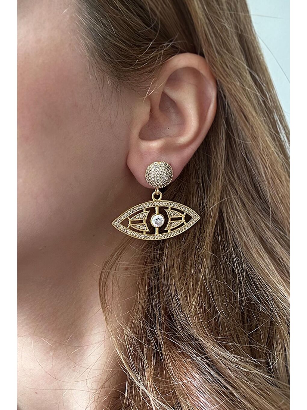 Beyaz Artisan Horus Zirkon Gömme Taşlı 18 K Altın Kaplama Küpe-1