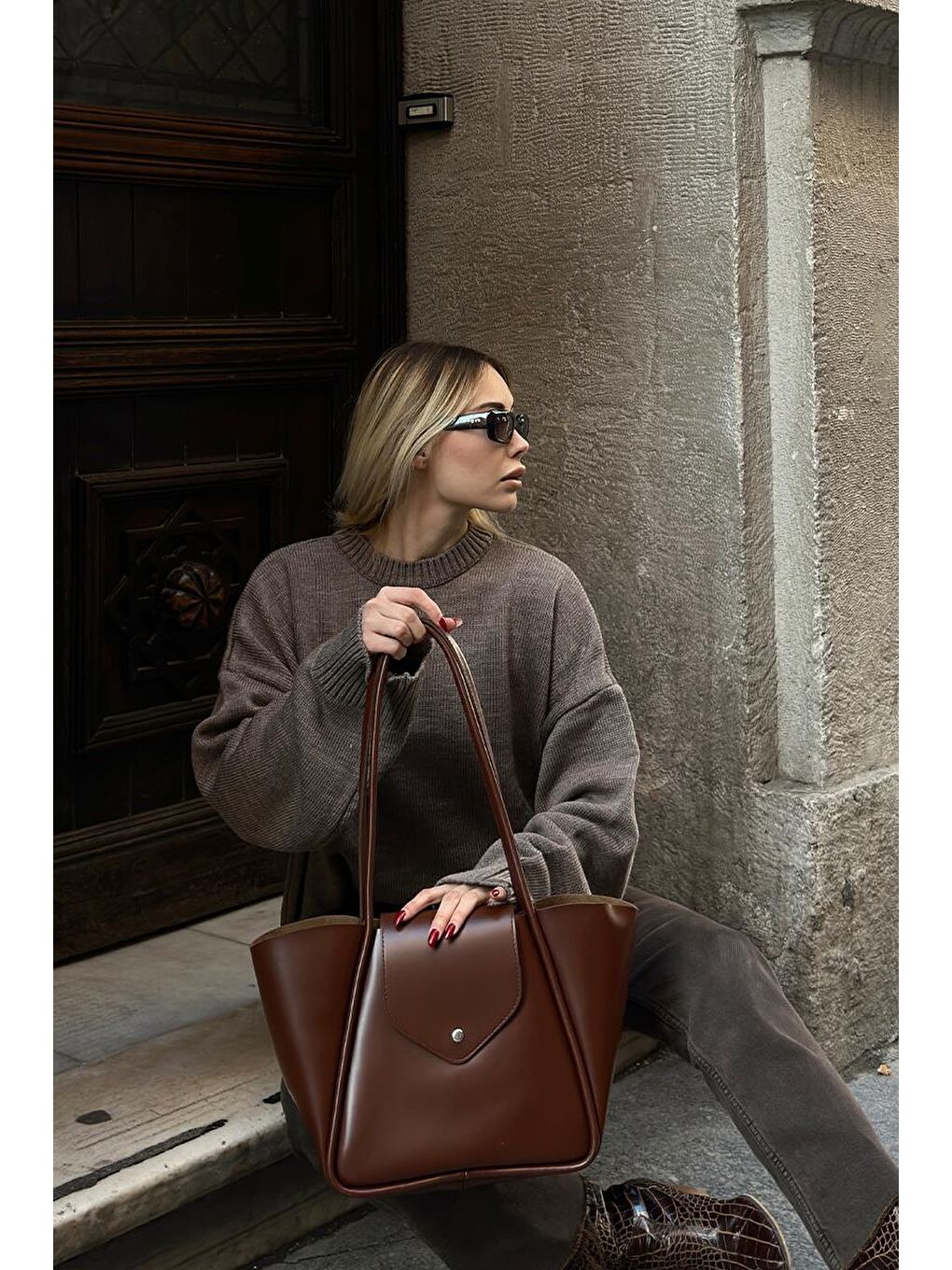 Kahverengi Petre Makyaj Çantalı Omuz Çantası Fındık Kabuğu-8