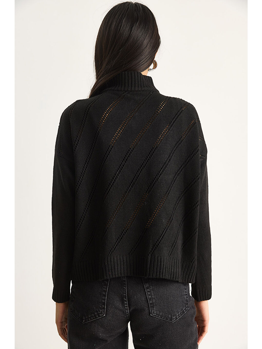 Siyah Kadın Relaxed Fit Yarım Fermuarlı Kazak-7