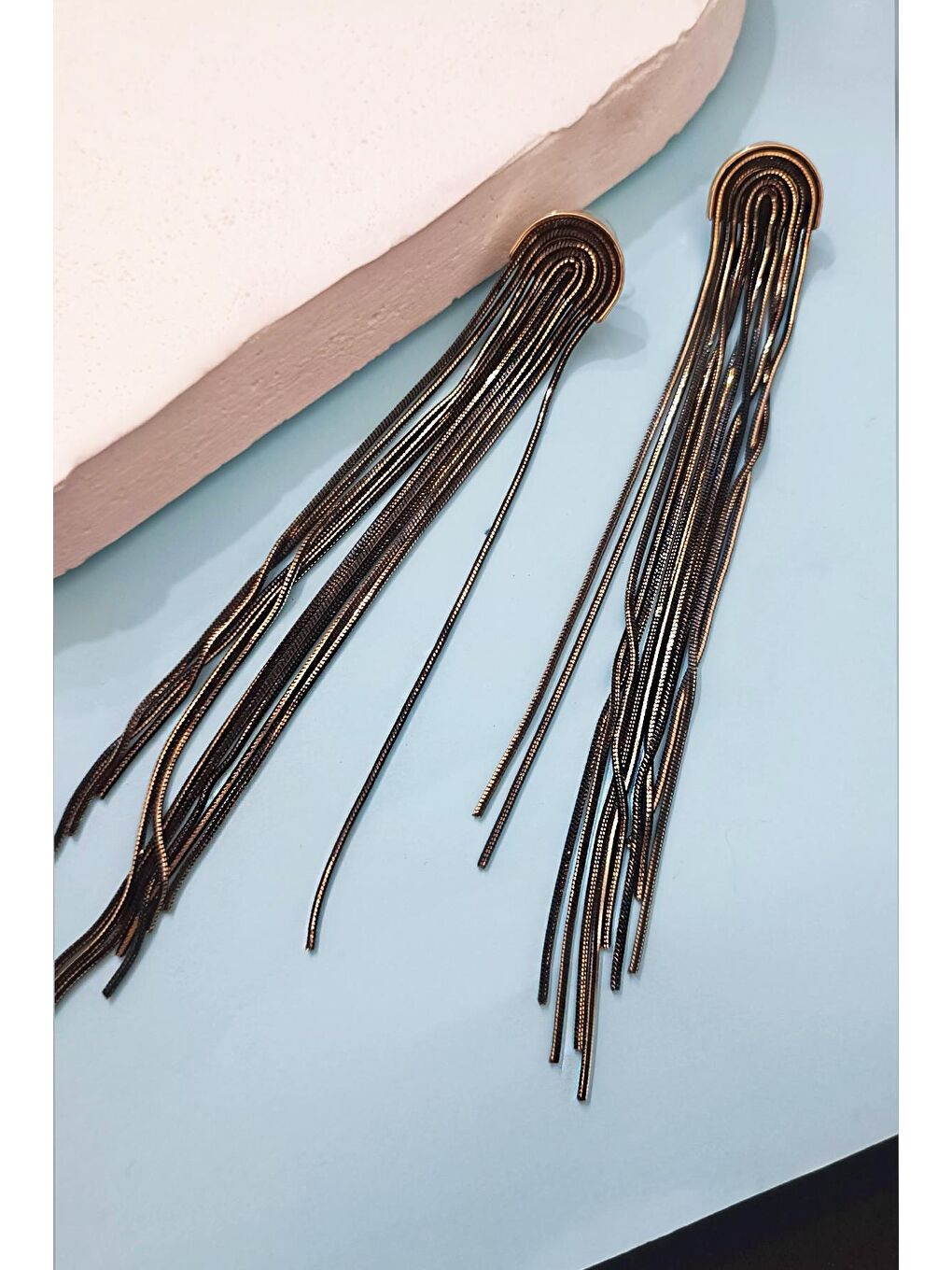 Siyah Bakır Uzun Şelale Elmas Kesim Zincir Küpe-4