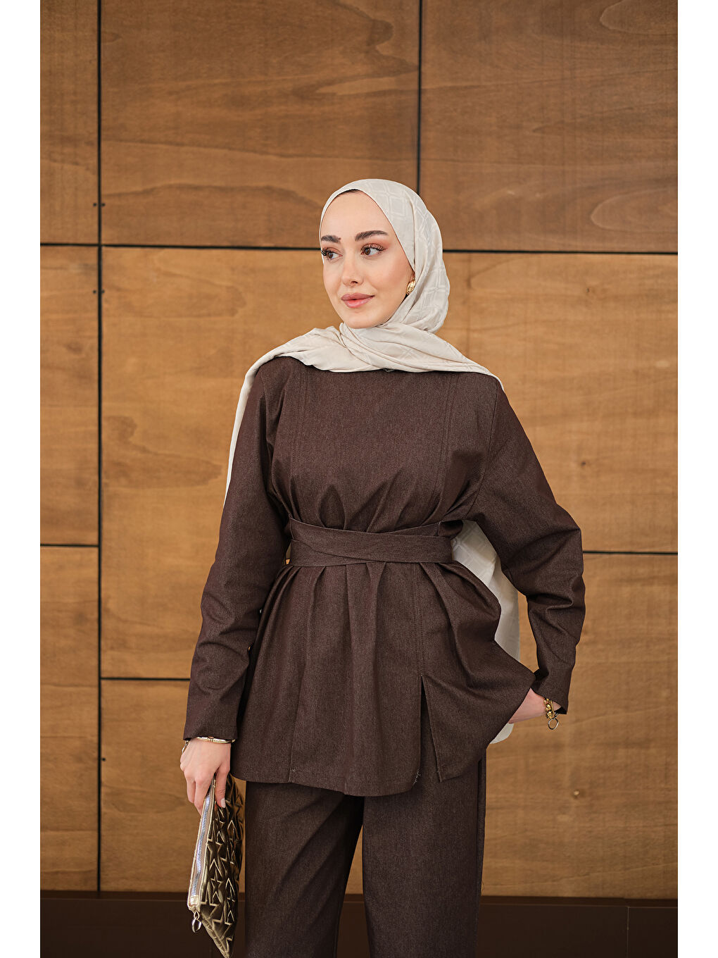 Kadın Bileği Fermuarlı Ön Yırtmaçlı Bel Bağlamalı Takım Kahverengi-3