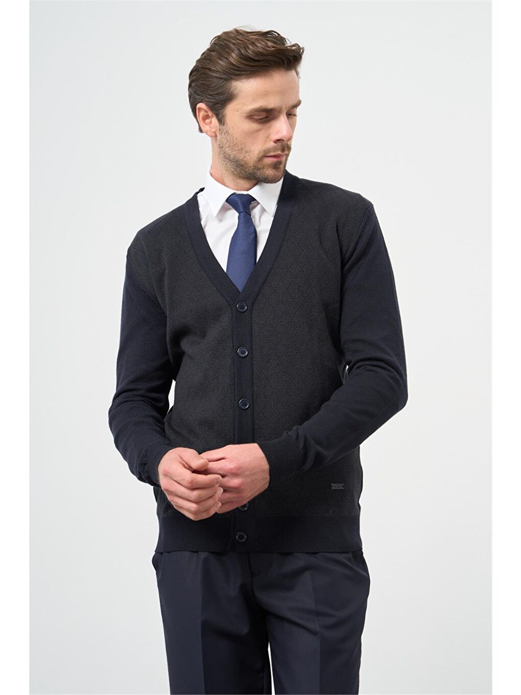 Koyu Lacivert Uzun Kol Kendinden Desenli Örme V Yaka Classic Comfort Fit Triko 1012245161-1