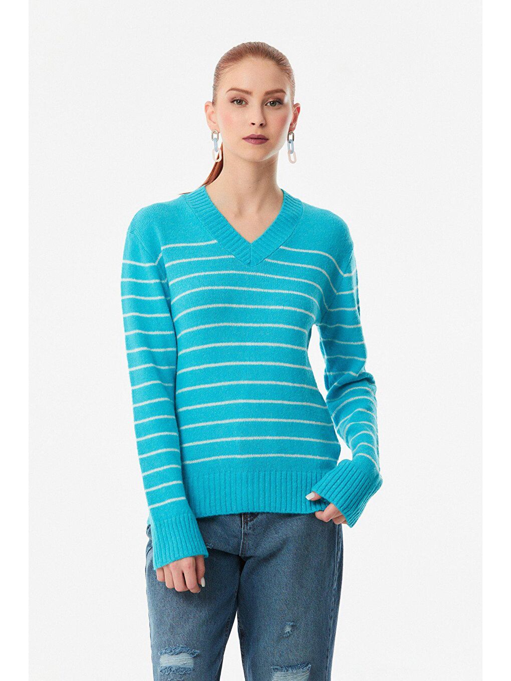 Mavi Çizgili V Yaka Triko Kazak-1