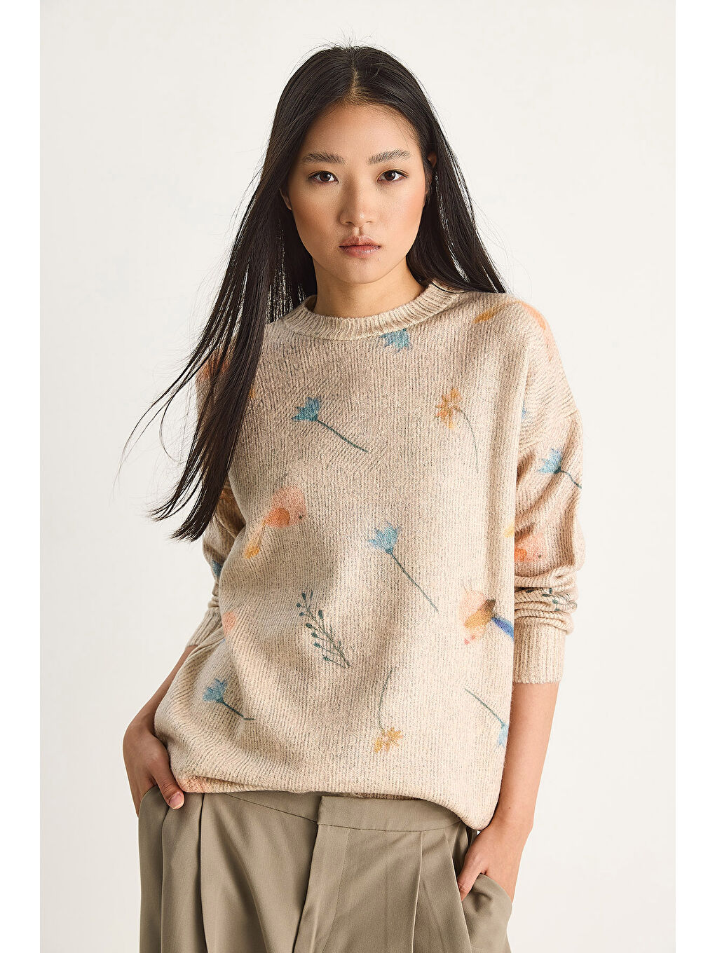 Bej Kadın Parçalı Triko Kazak