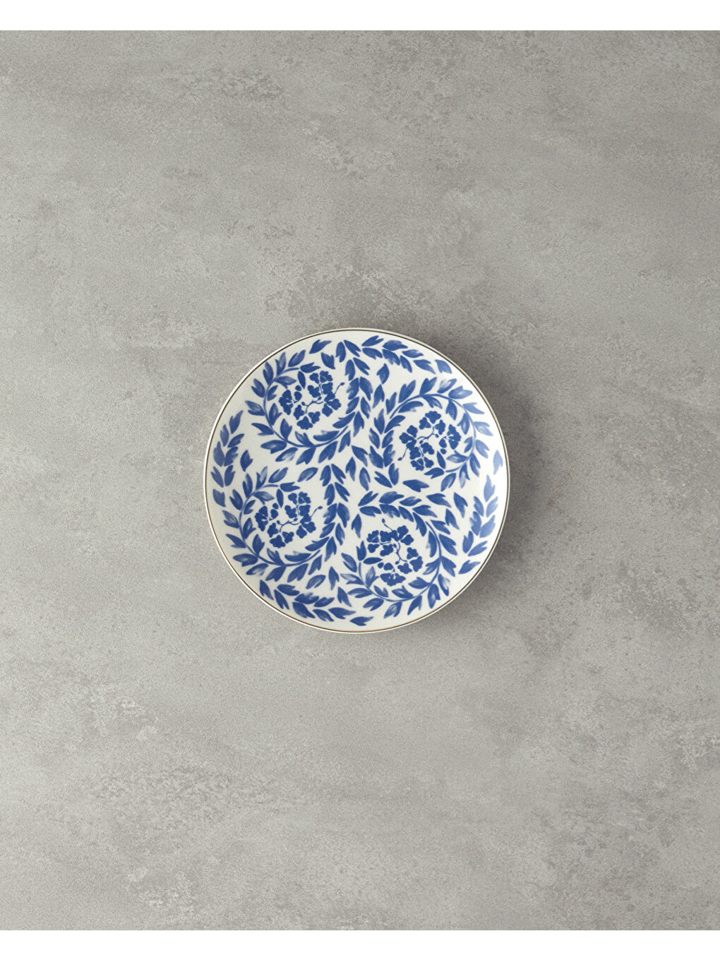 Carnival Floral Bone Porselen Pasta Tabağı 20 cm Lacivert-Beyaz
