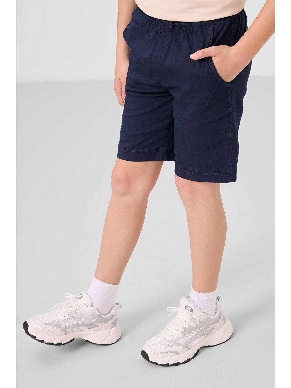 Bej-Lacivert Pamuklu Oversize Fit Dokuma Hafif Esnek Chino Erkek Çocuk Şort Takım - 11277-1