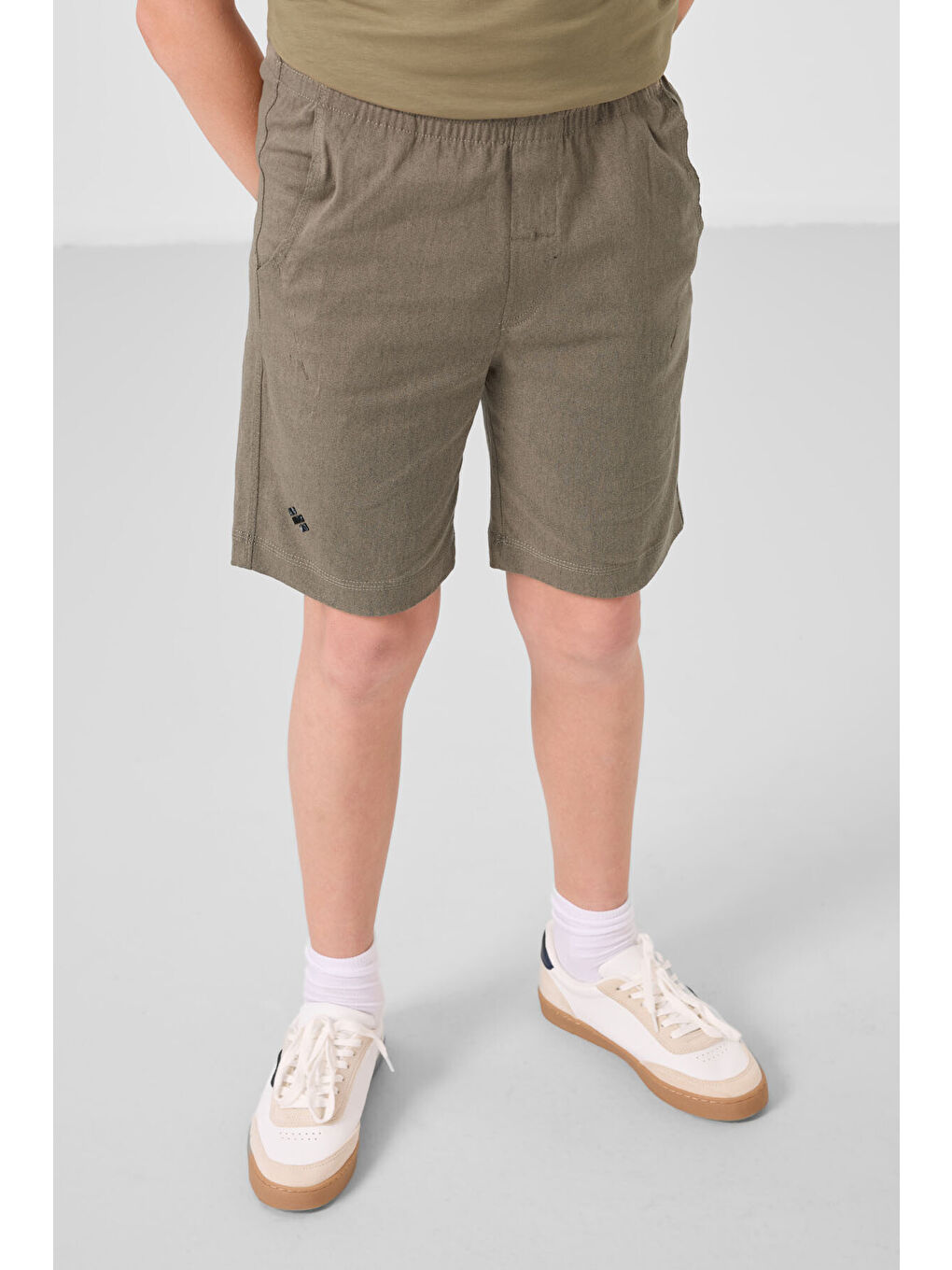 Koyu Bej-Camel Pamuklu Oversize Fit Dokuma Hafif Esnek Chino Erkek Çocuk Şort Takım - 11277-1