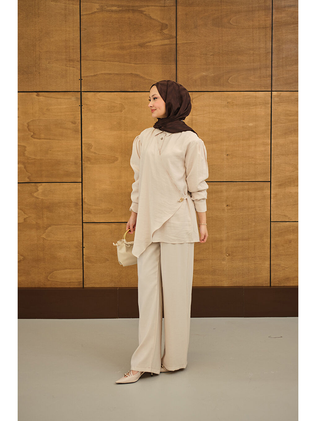 Ekru Kadın Gold Düğme Detaylı Pantolonlu Modal Takım Krem-2