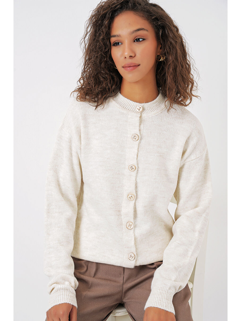 15912 Kadın Düğmeli Hırka - Ekru