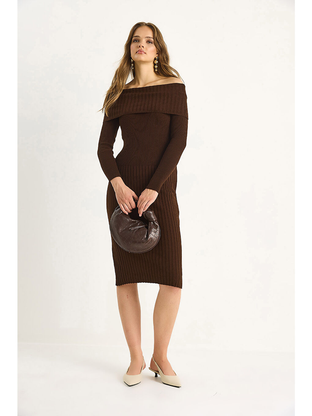 Kahverengi Kadın Fitilli Madonna Yaka Triko Elbise-3