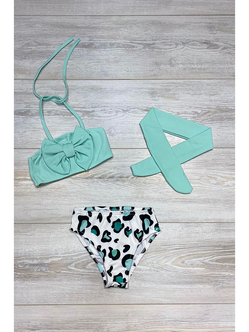 Turkuaz Fiyonk Detaylı Bandanalı Üç Parça Bikini Takım Mayo