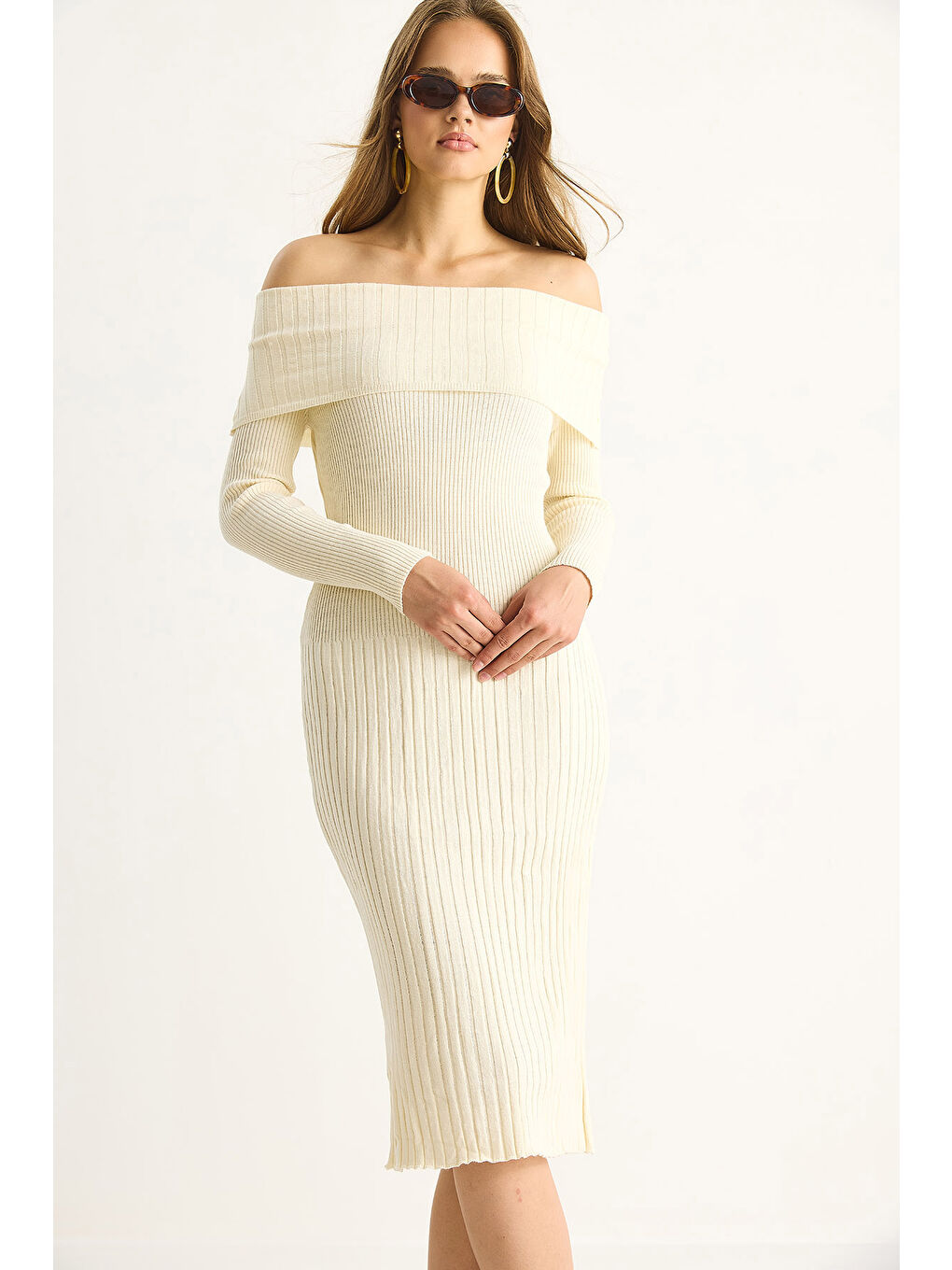 Ekru Kadın Fitilli Madonna Yaka Triko Elbise-3