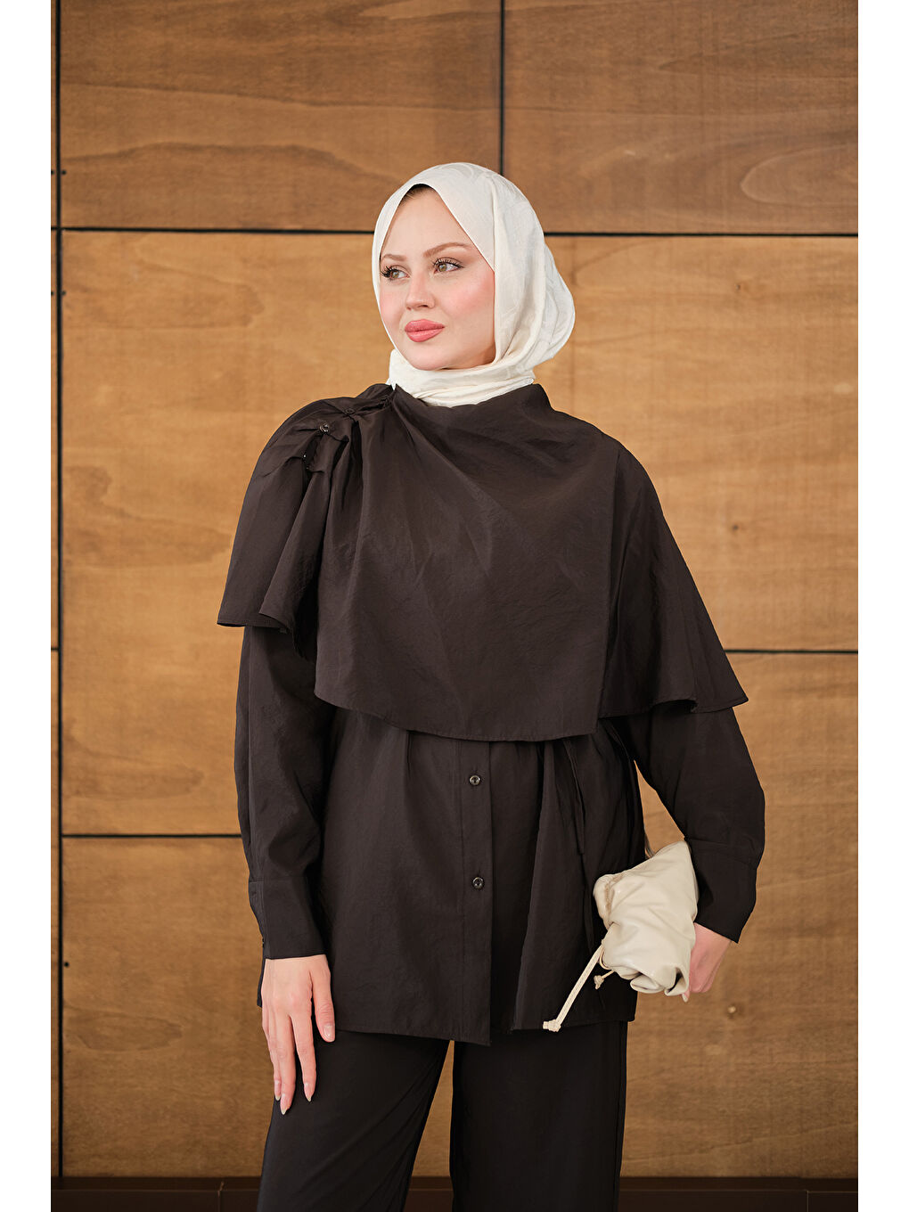 Kadın Şal Detay Bel Bağlamalı Gömlekli Takım Kahverengi-2