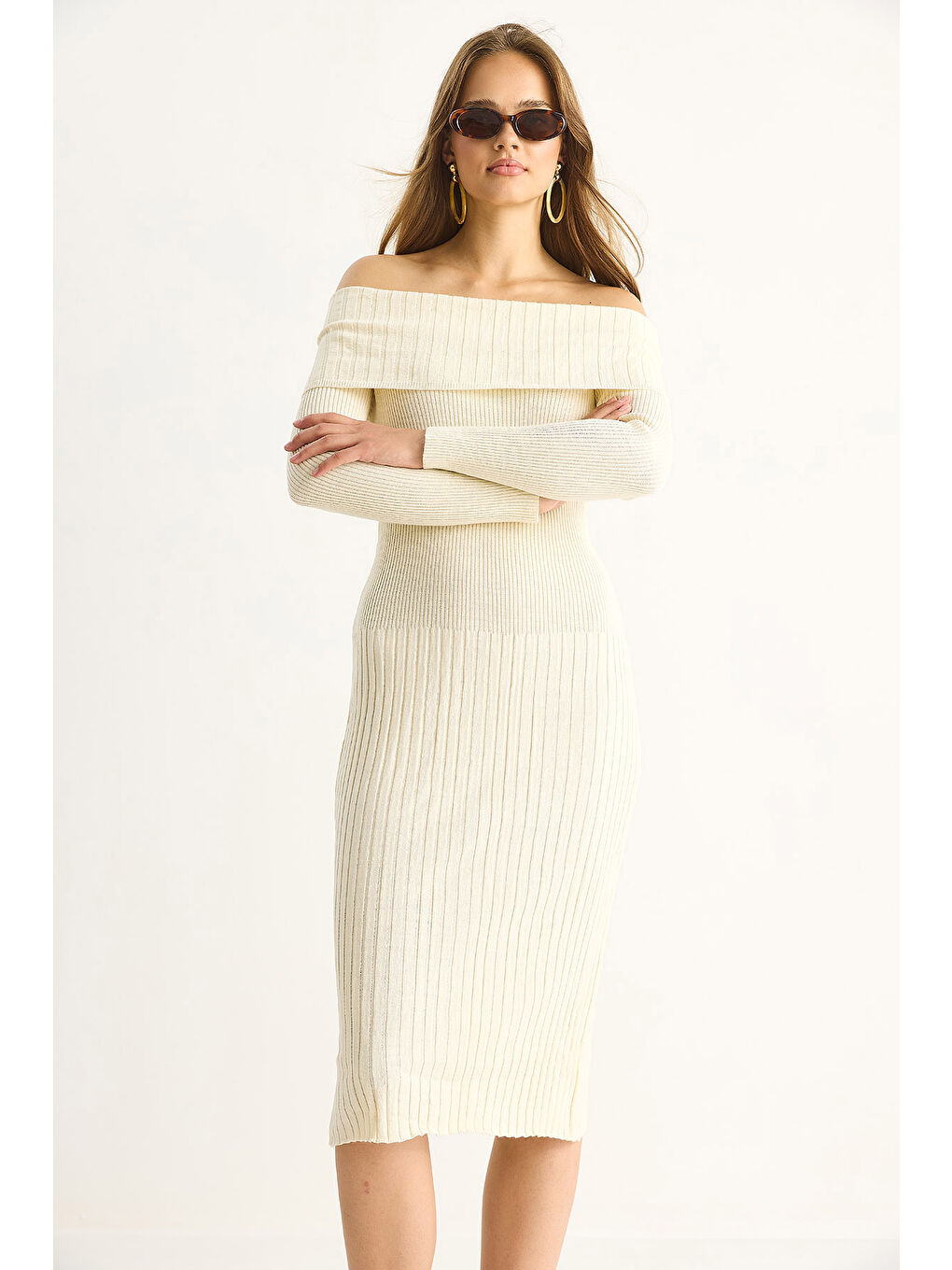 Ekru Kadın Fitilli Madonna Yaka Triko Elbise-4