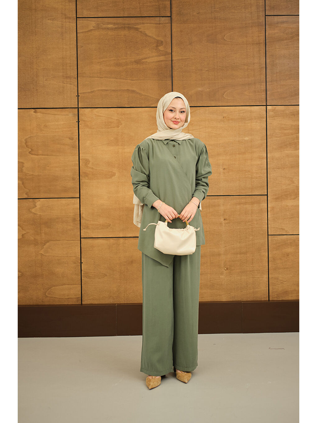 Kadın Gold Düğme Detaylı Pantolonlu Modal Takım Haki Yeşil-4