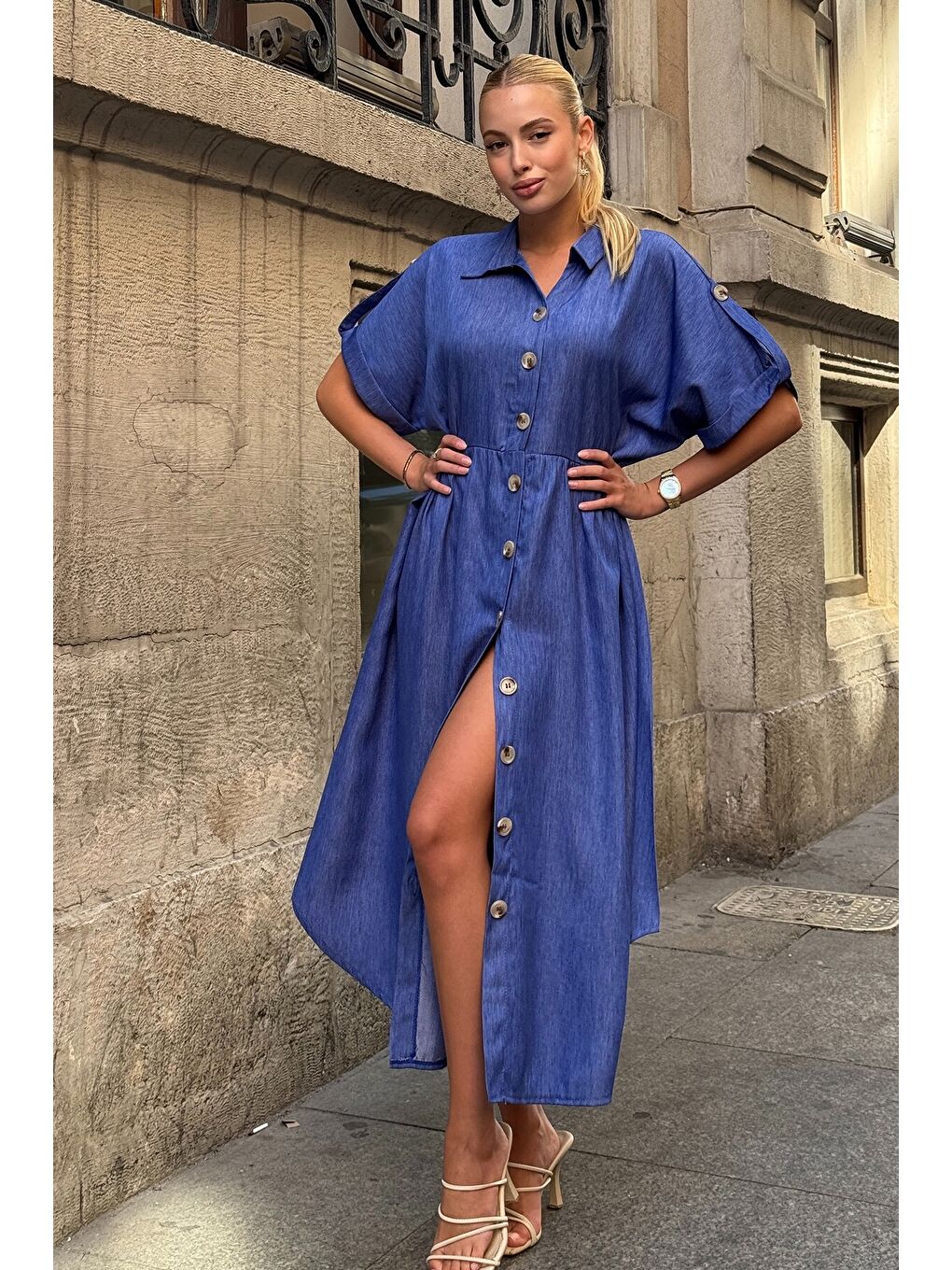 Lacivert Kısa Kollu Düğme Detaylı Midi Boy Gömlek Elbise-4