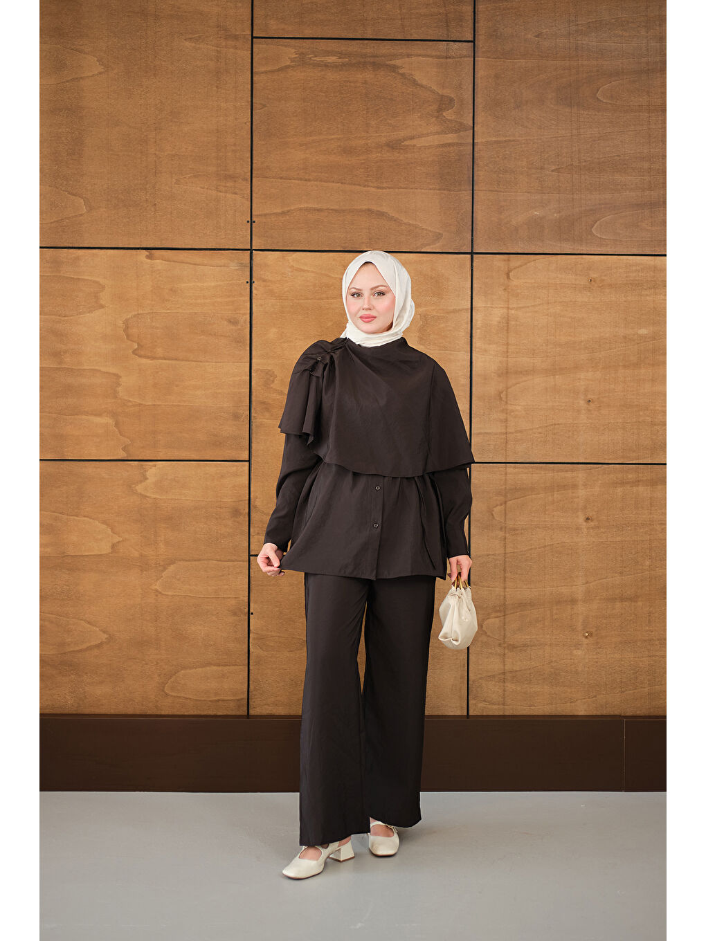 Kadın Şal Detay Bel Bağlamalı Gömlekli Takım Kahverengi-4