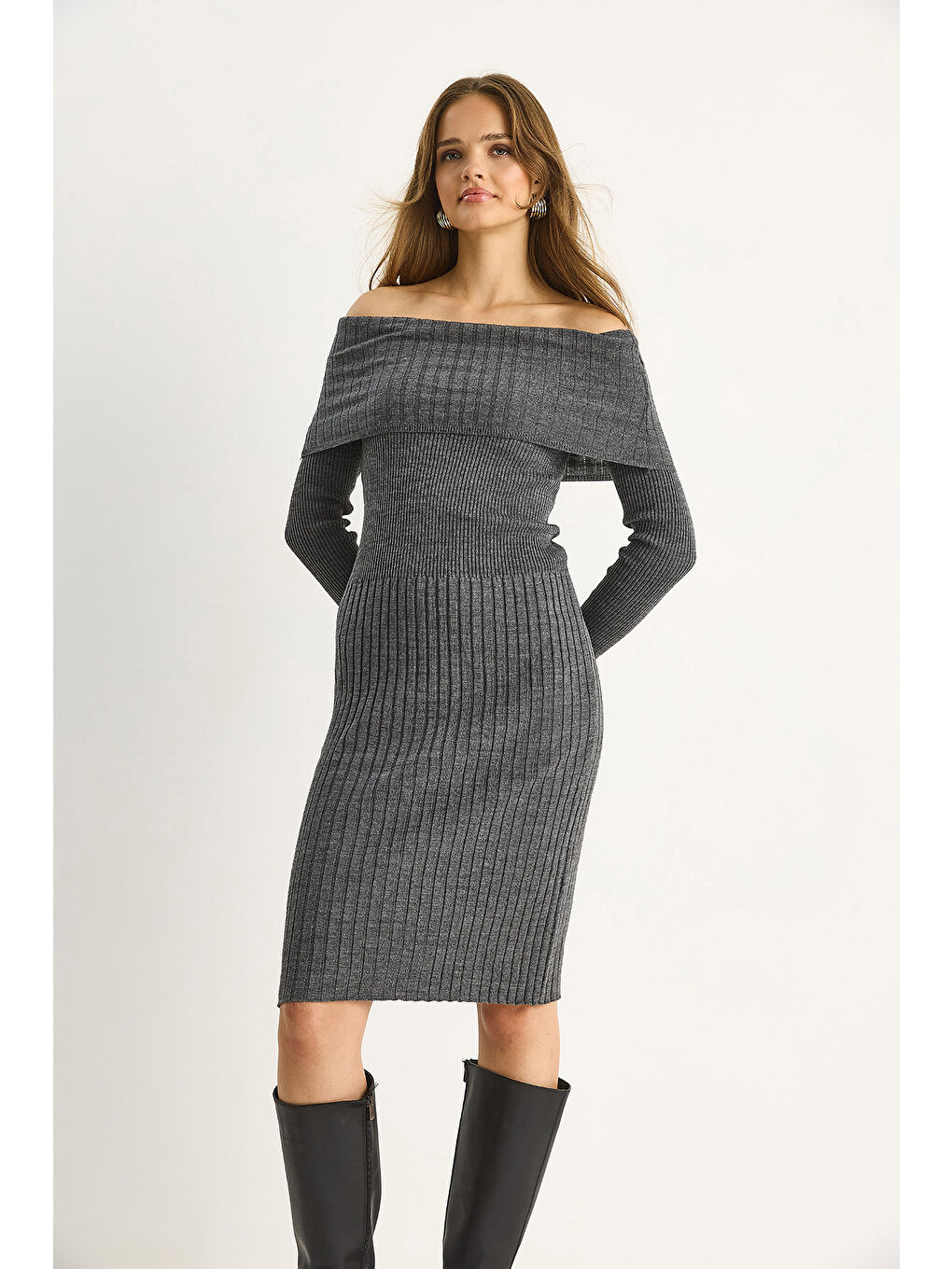 Gri Kadın Fitilli Madonna Yaka Triko Elbise-2