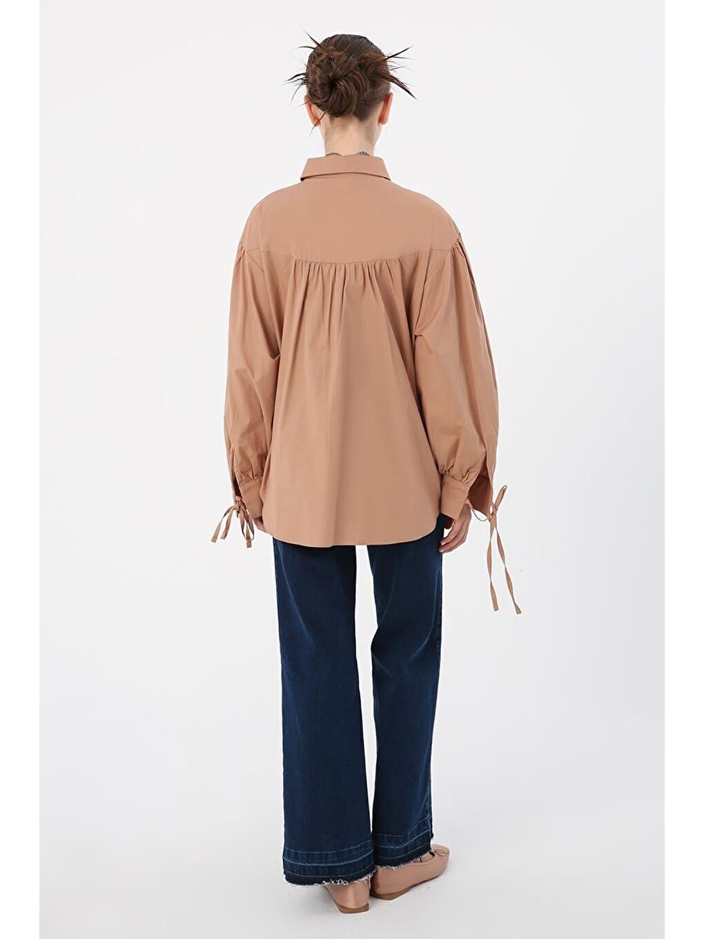 Kahverengi Toprak-%100 Pamuk Kolları Bağlama Detaylı Gömlek-3