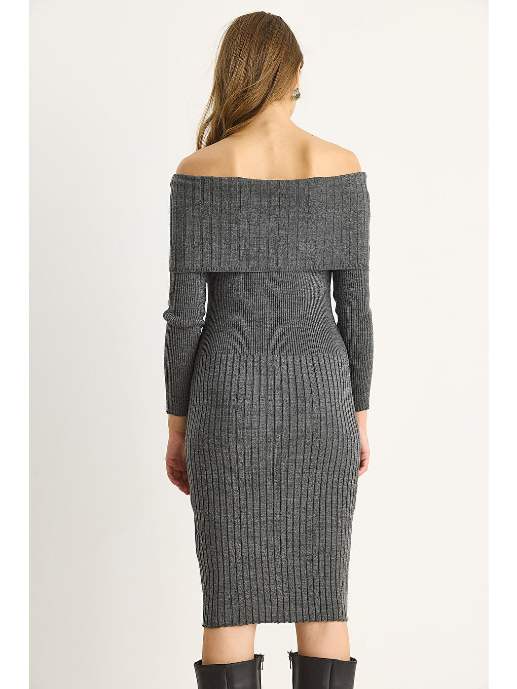 Gri Kadın Fitilli Madonna Yaka Triko Elbise-7