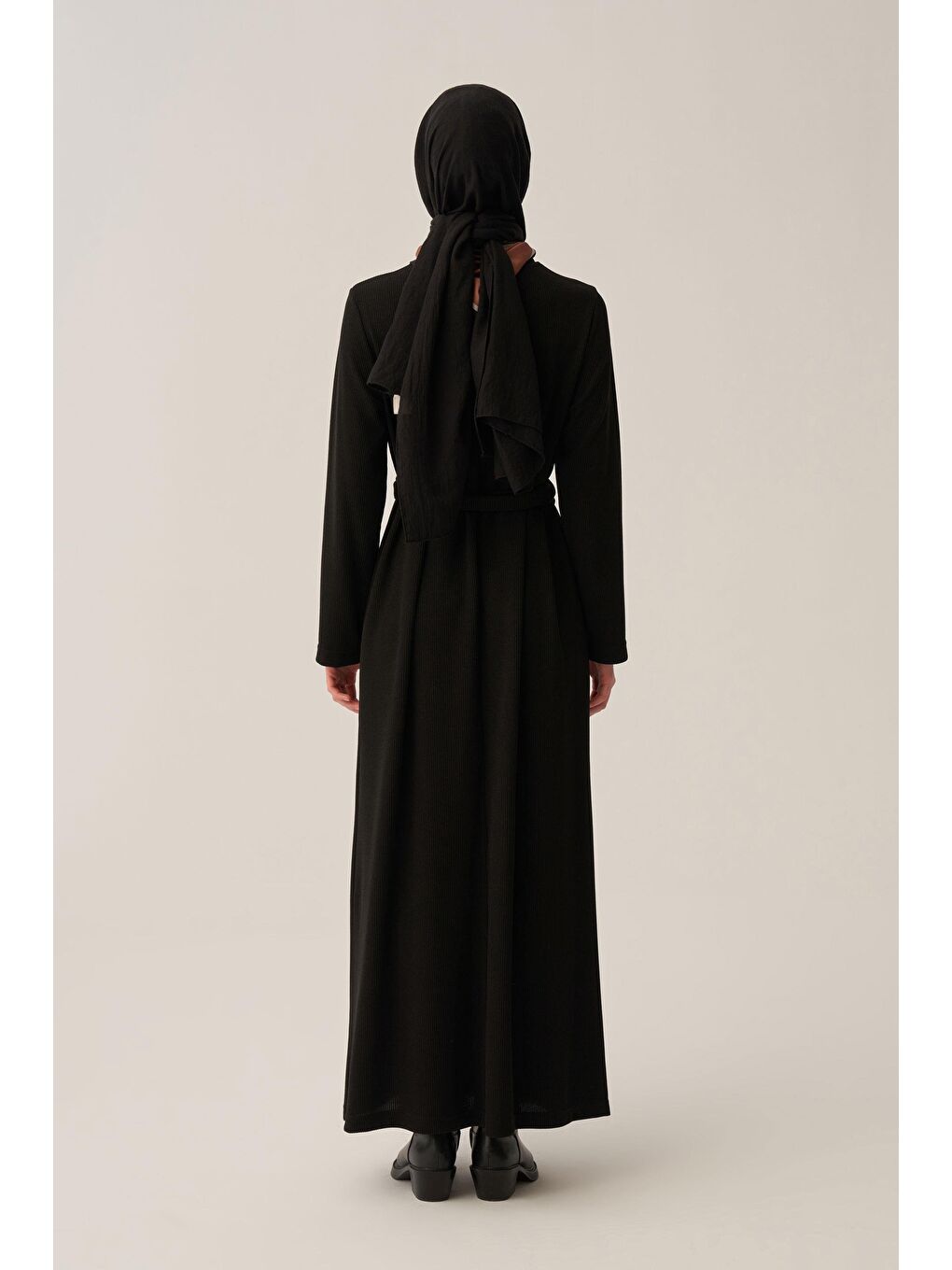 Siyah-Kemer Tokalı Elbise-3