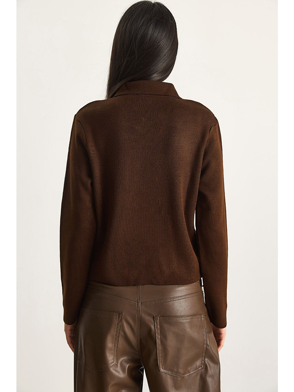 Kahverengi Kadın Çift Düğme Detaylı Kruvaze Hırka-5