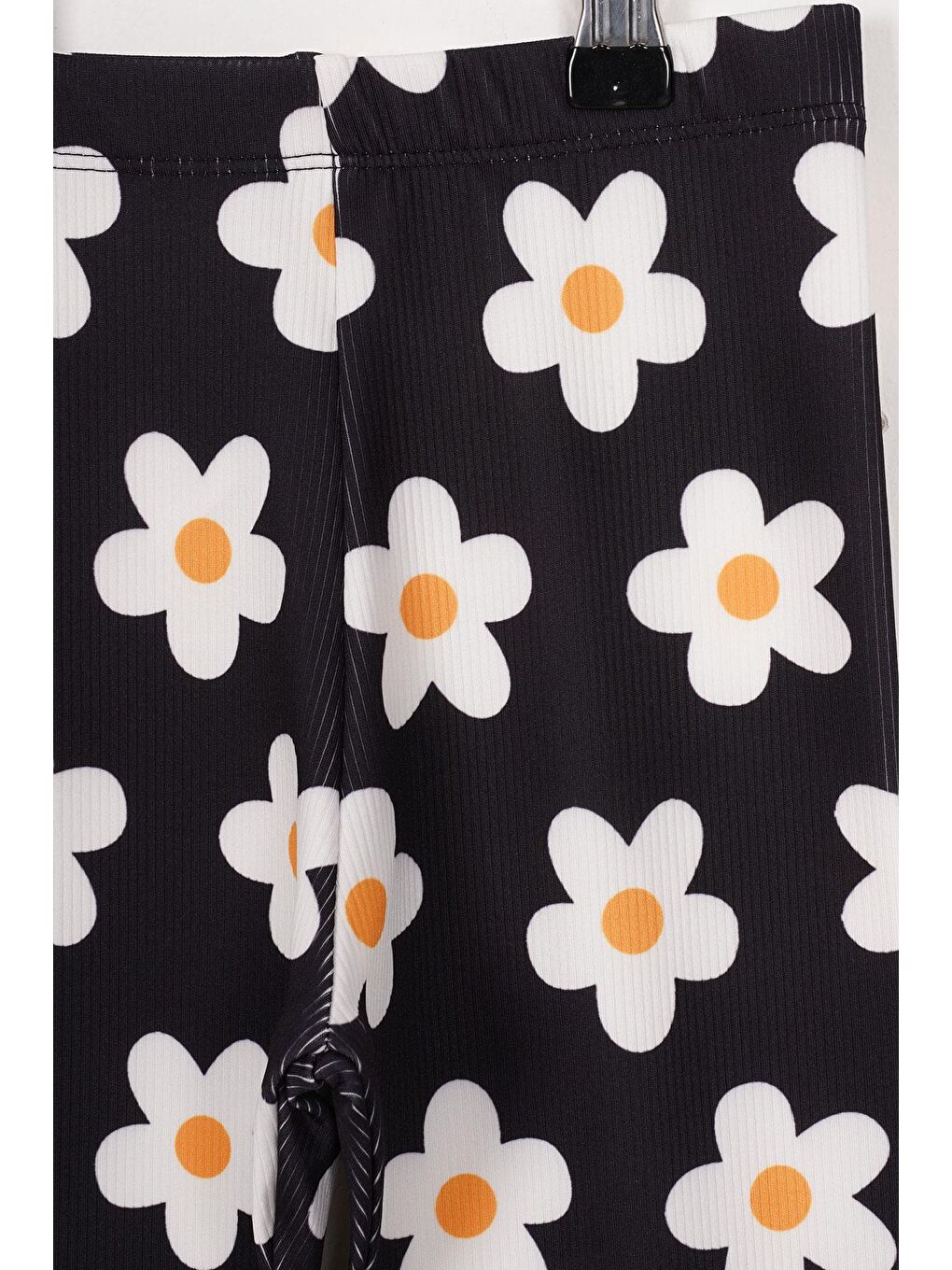 Çiçek Baskılı Siyah Renk Kız Çocuk Tayt-2