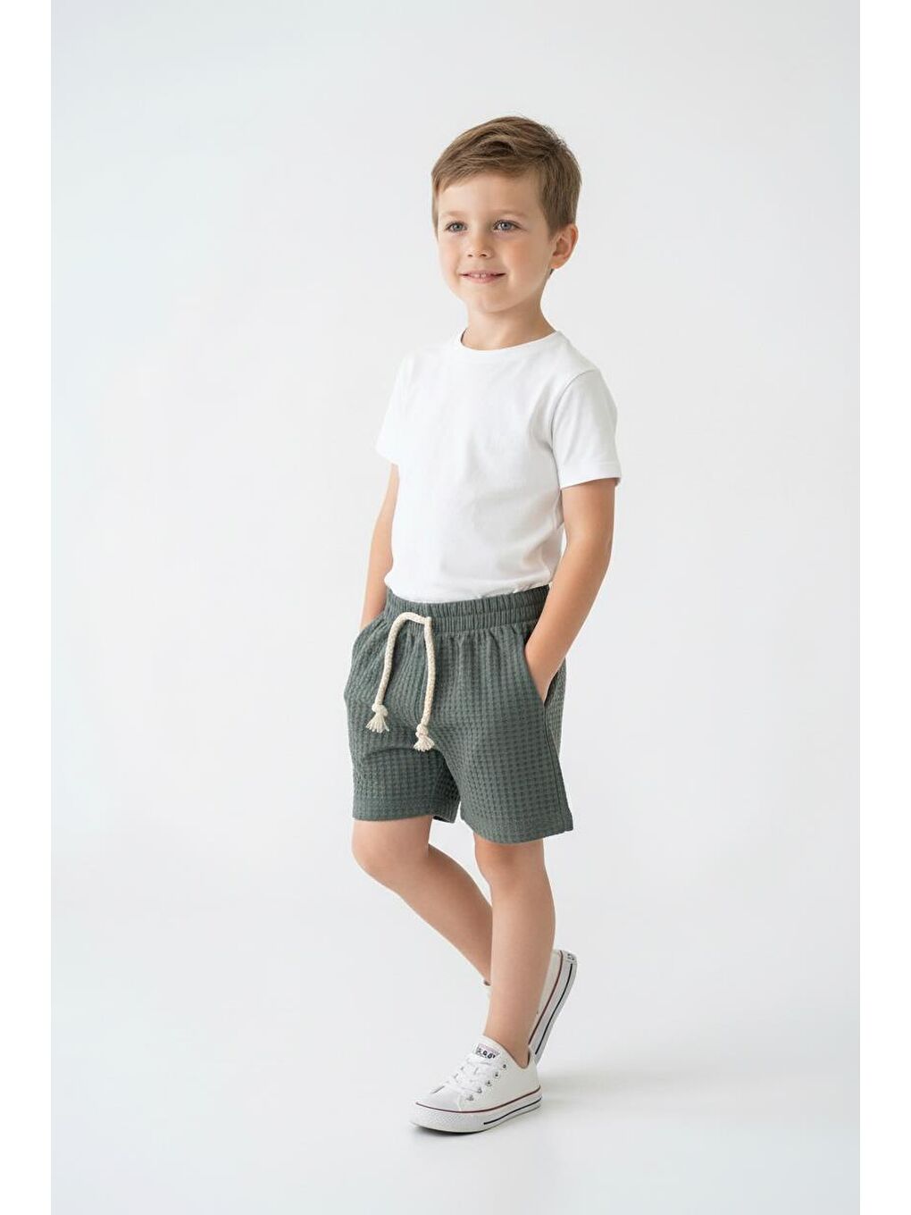 Haki Elastanlı Gofre Bebek Şort