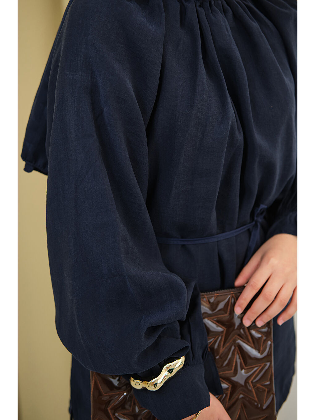 Kadın Yaka Büzgülü Bilek Bağlamalı Pantolonlu Takım Lacivert-4