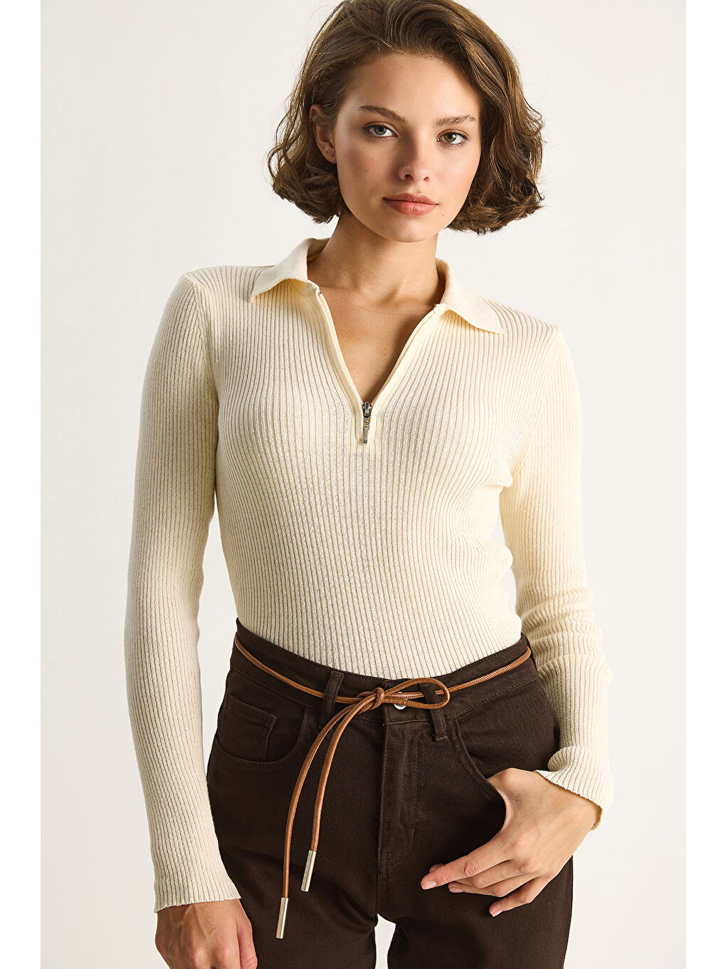 Ekru Kadın Fermuarlı Kazak-2