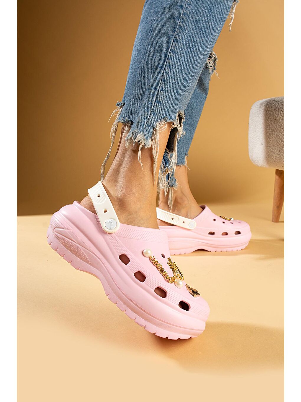 Pembe Kalın Taban Tokalı Comfort Eva Kadın Sandalet DNZ602-24-1