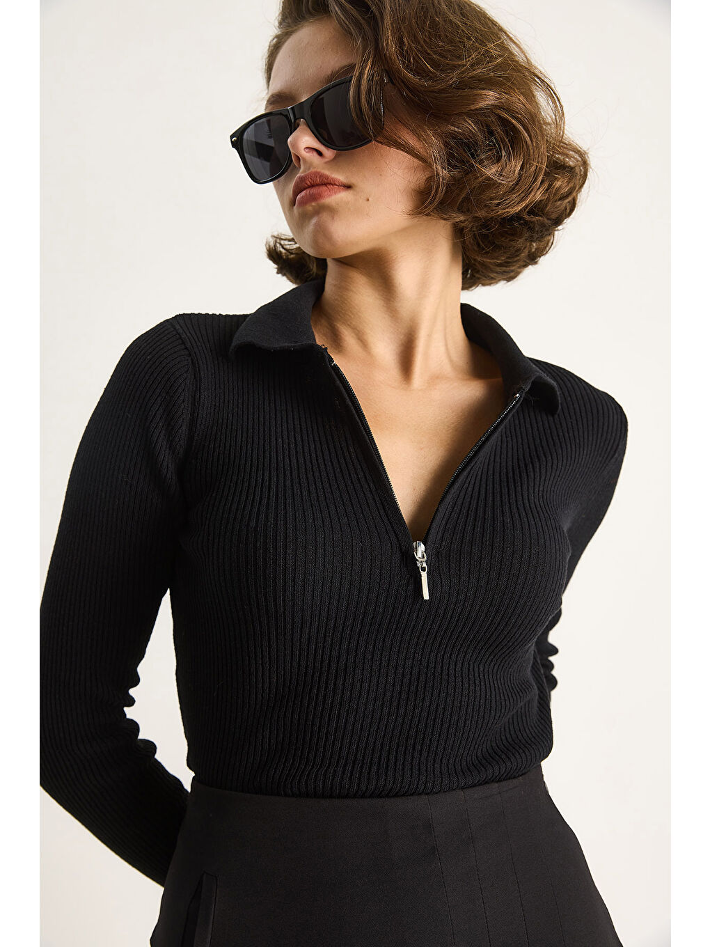 Siyah Kadın Fermuarlı Kazak-2