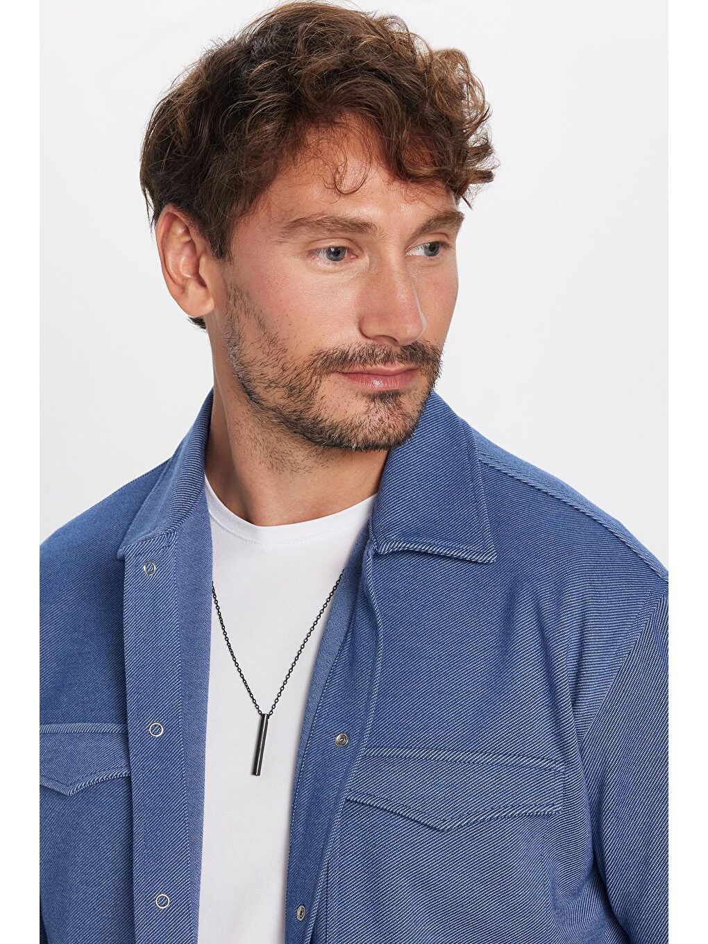 Erkek Relax Fit Rahat Kesim Çift Cepli Örme İndigo Apaş Yaka Gömlek