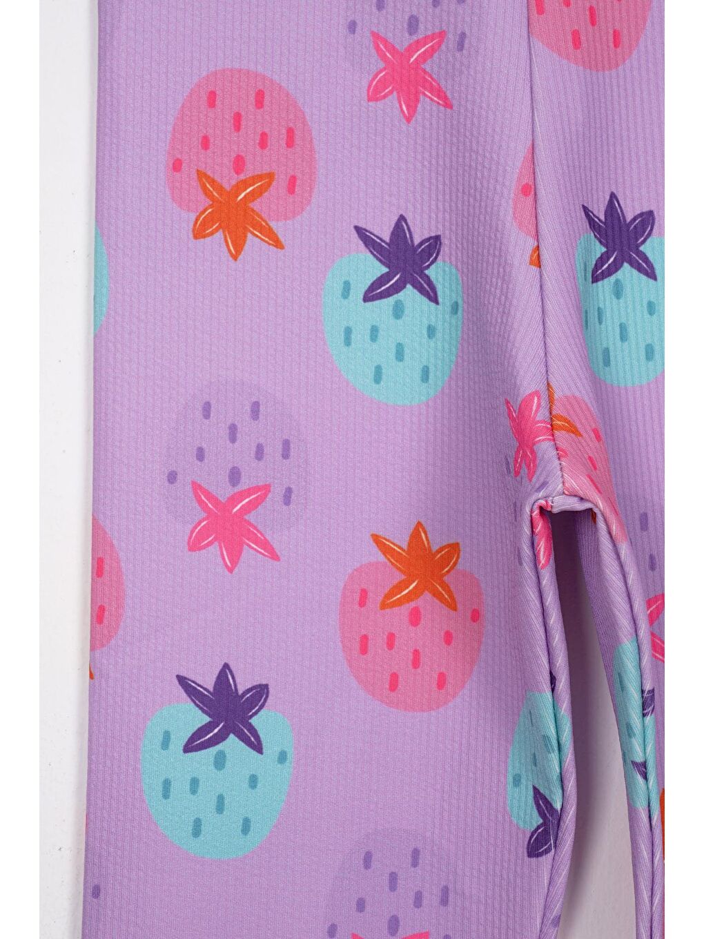 Çilek Baskılı Lila Renk Kız Çocuk Tayt-1