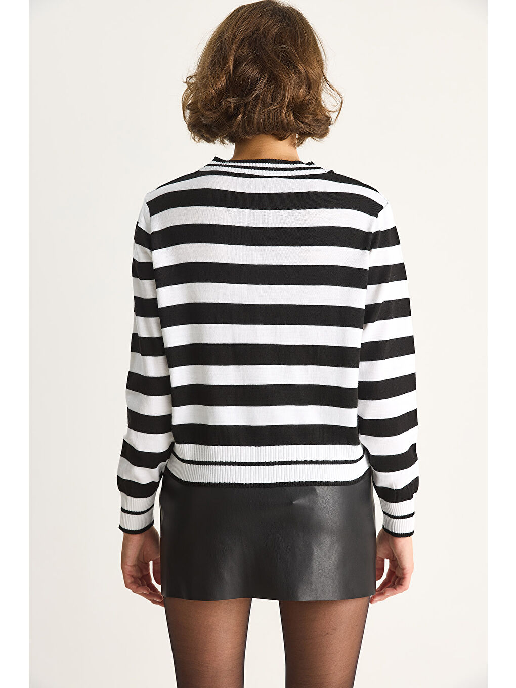 Siyah Kadın Çizgili Hırka-6