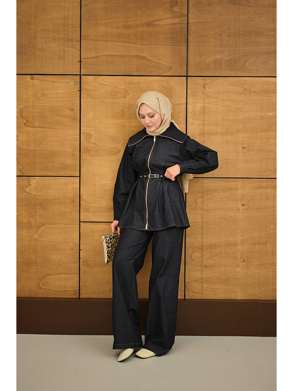 Kadın Bebe Yaka Kemer Bağlamalı Fermuarlı Pantolonlu Takım Lacivert