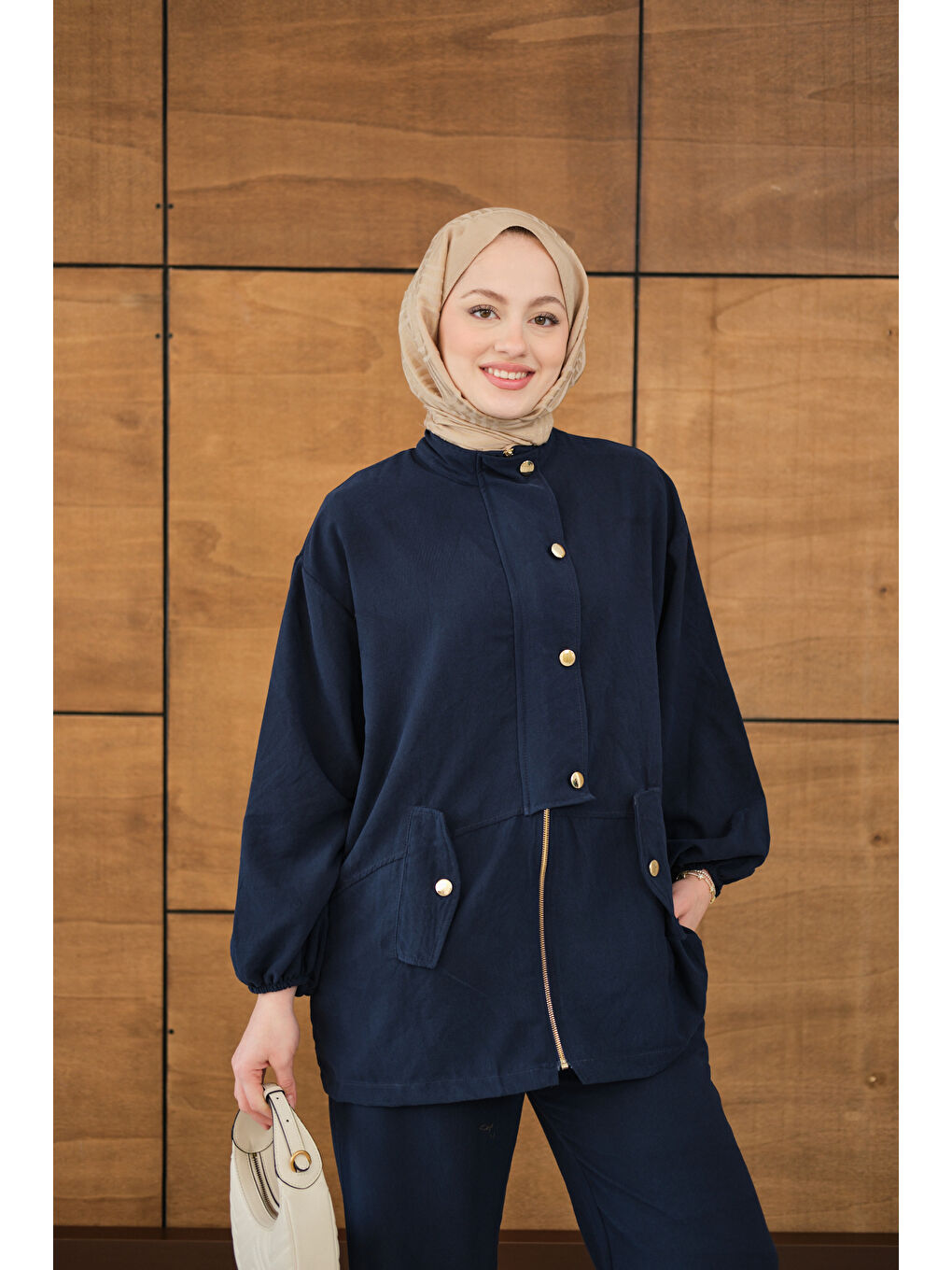 Kadın Gold Düğmeli Çift Cepli Fermuarlı Takım Lacivert-1