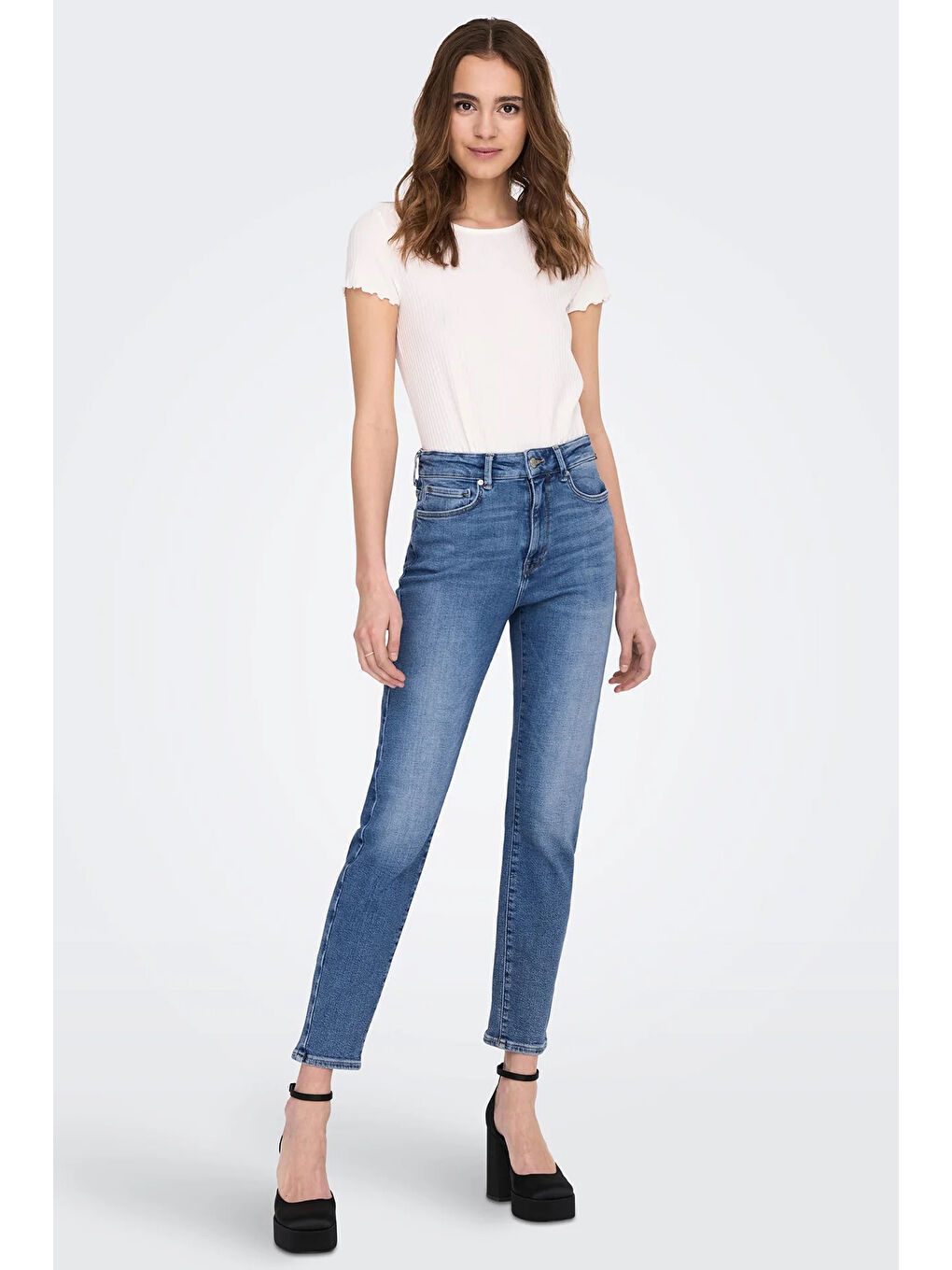 Only Mavi Onlemily Streç Pamuklu Regular Fit Yüksek Bel Dar Paça Kadın Jeans 15283925