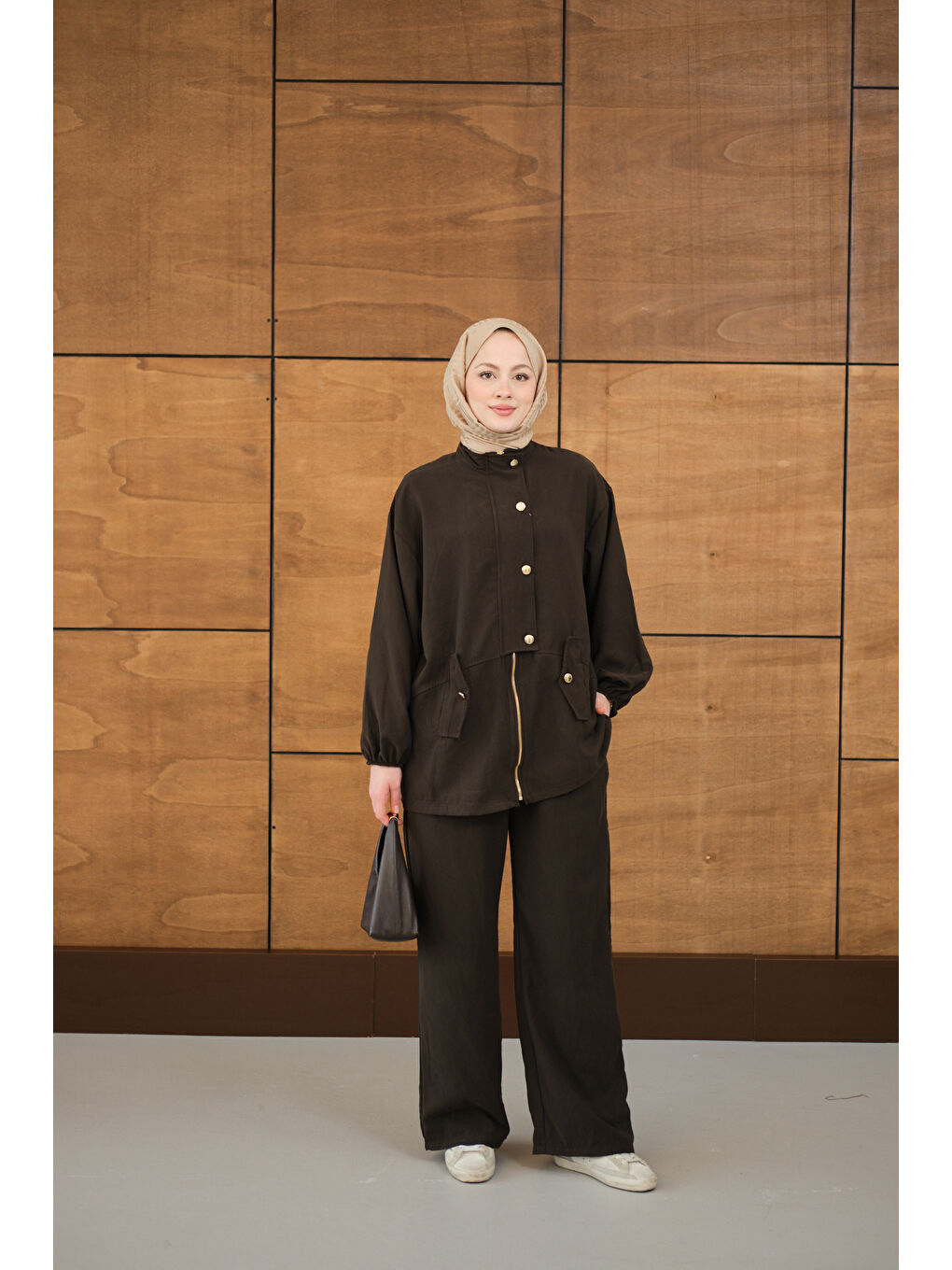 Kadın Gold Düğmeli Çift Cepli Fermuarlı Takım Kahverengi-2