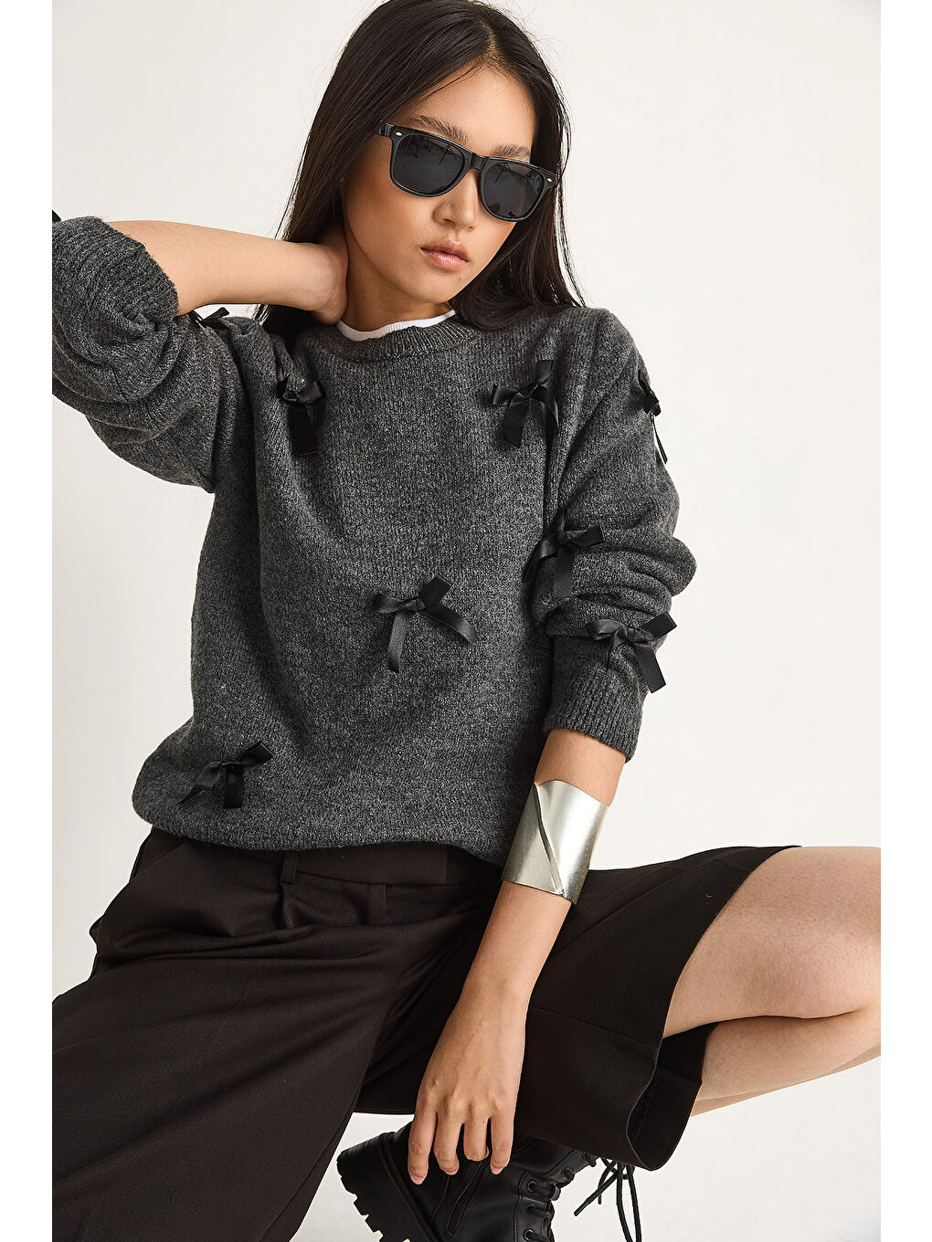 Antrasit Kadın Fiyonklu Regular Triko Kazak-3