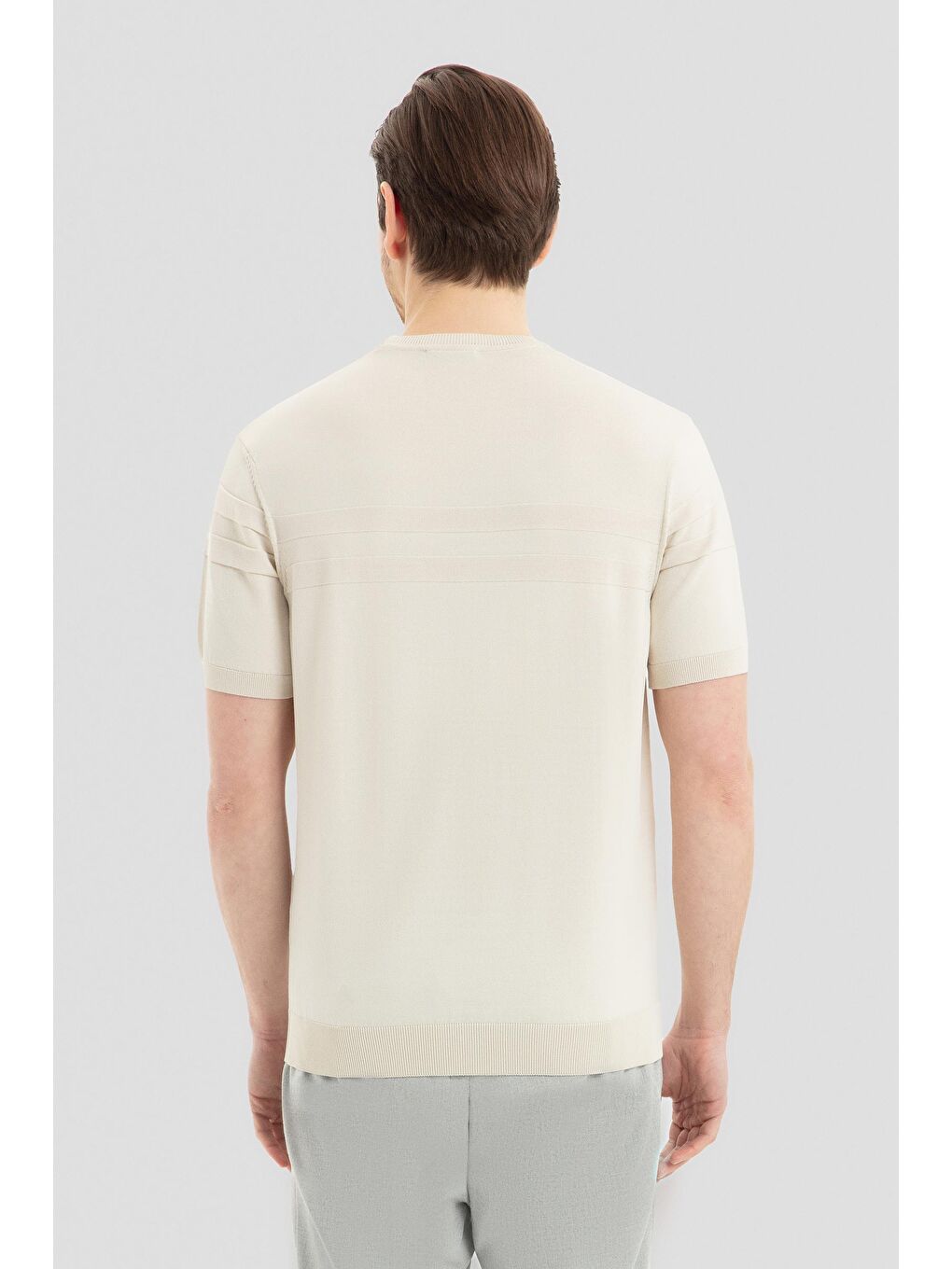 Bej Slim Fit Triko Bisiklet Yaka Jakarlı Tişört-2