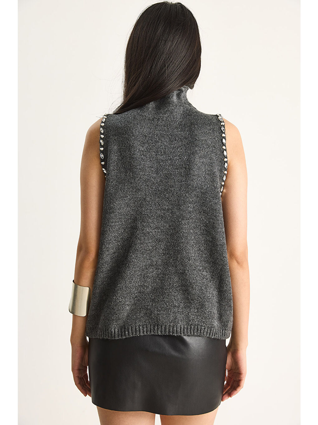 Antrasit Kadın Taş Detaylı Yarım Balıkçı Yaka Triko Bluz-6