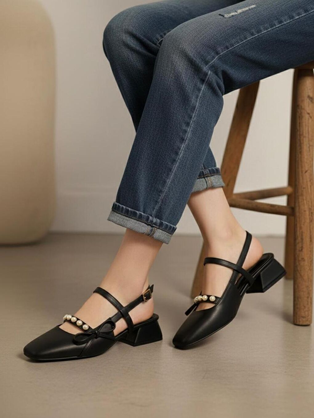 Kadın Veran Siyah Fiyonk Taş Detaylı Klasik Topuklu Ayakkabı-1