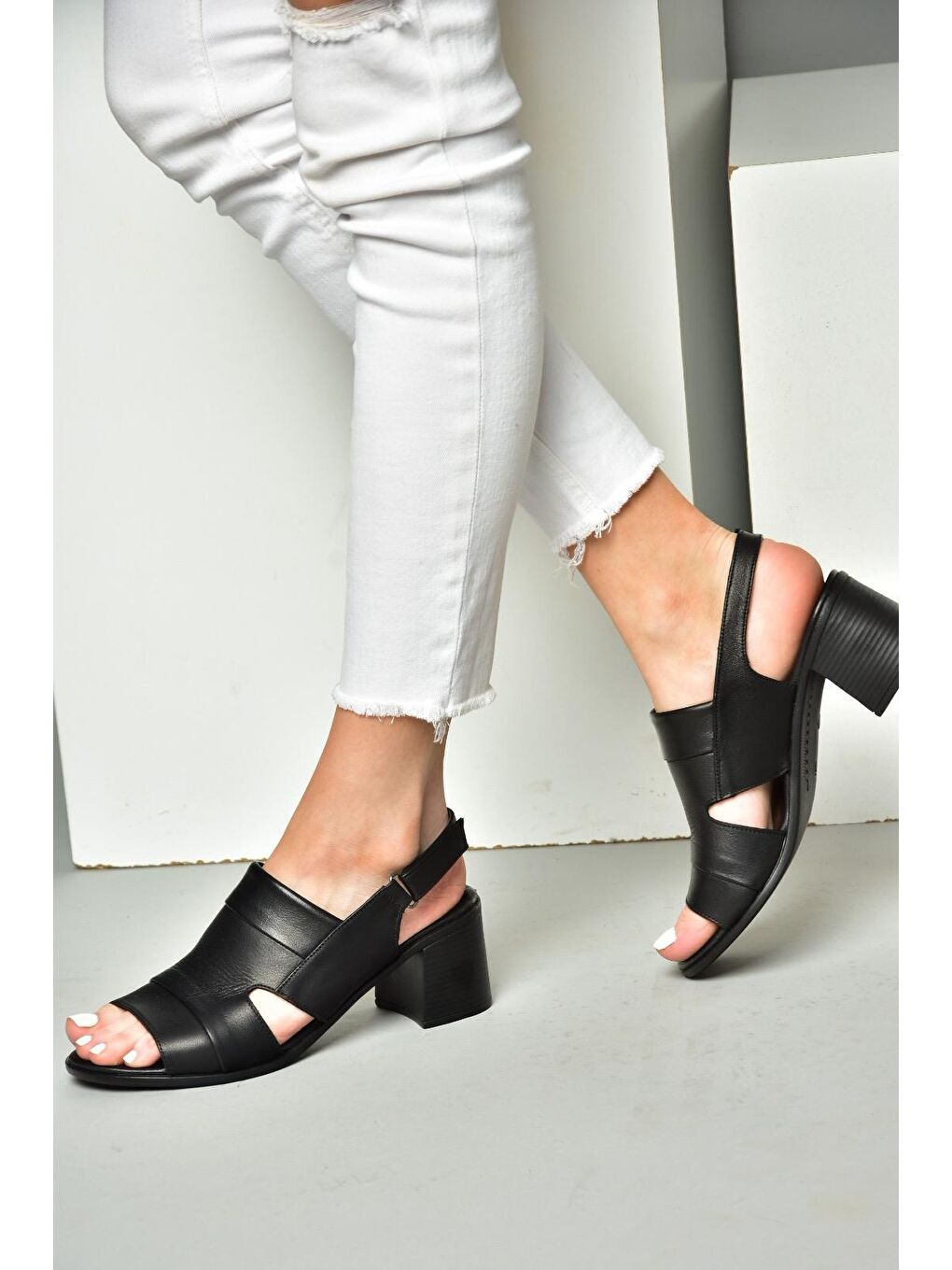 P5554523 Siyah Kadın Sandalet-4