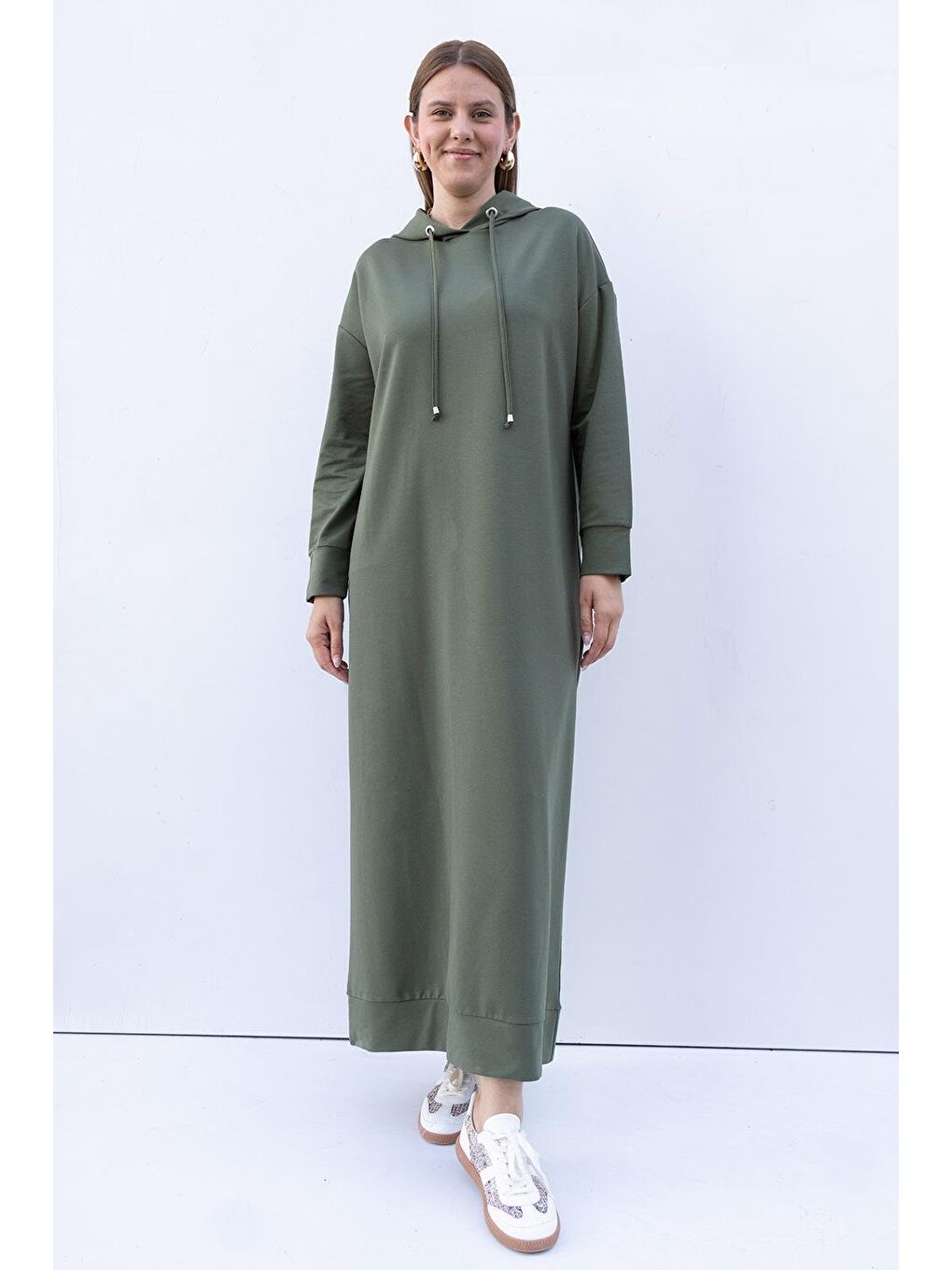 Yeşil Kapüşonlu Elastanlı Örme Elbise-1