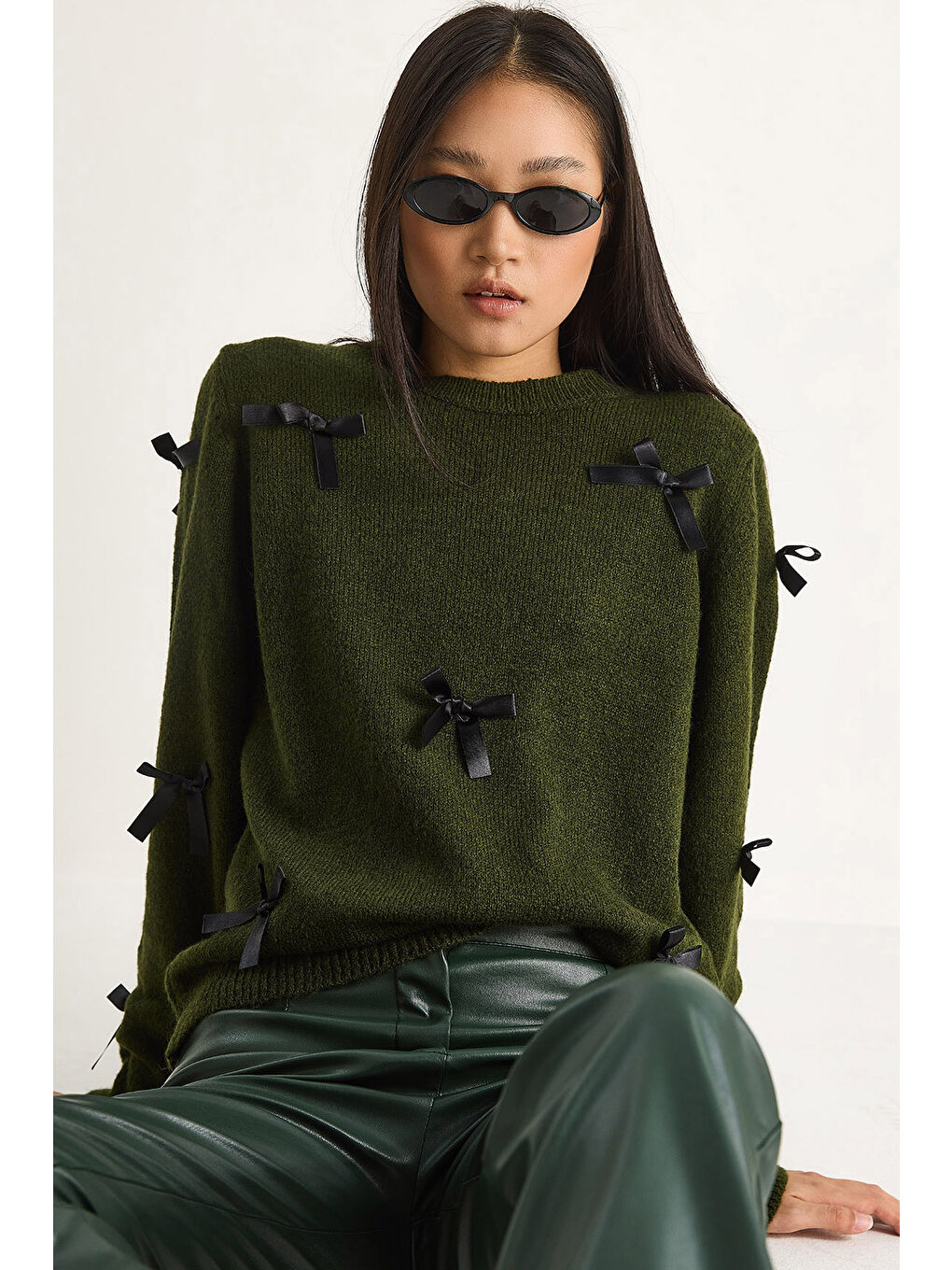 Yeşil Kadın Fiyonklu Regular Triko Kazak